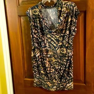 Liz Lange maternity sz L stretchy top w/wide hem band ruched, tan, brown blue